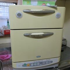 TOTO　食器洗い乾燥機（卓上型）EUO310