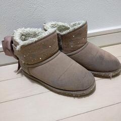 19cmモコモコブーツ　リボン　雪のデザイン　茶色　女の子靴