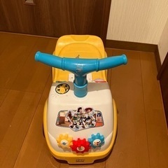 幼児用　足蹴り　ライドオンカー　トイストーリー　無料