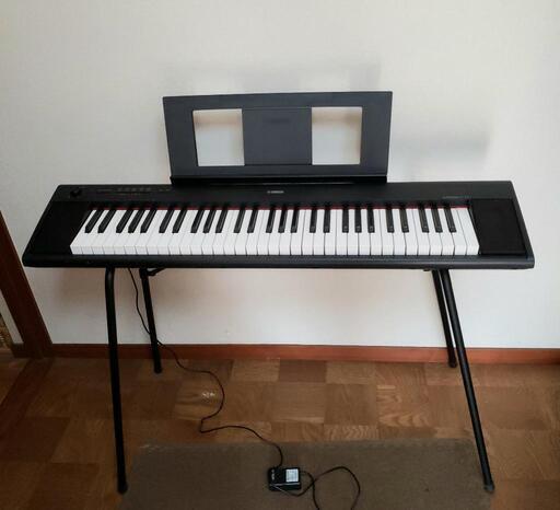ヤマハの61鍵盤電子キーボード