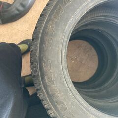 スパイクタイヤ　16　アルファード等