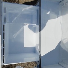 ③295番 SANYO✨冷凍冷蔵庫✨SR-261P(S)‼️