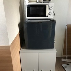 【無料】炊飯器、ケトル、電子レンジ、冷蔵庫＋棚