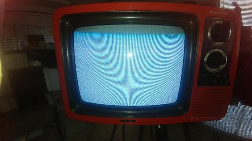 値下げしました。昭和レトロ東芝カラーテレビ14P64（中古品）