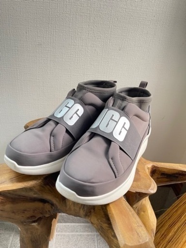 UGG レディーススニーカー