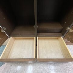 💚ブラウンカラー本棚 ✨定価￥49,800✨ 引き出し収納付き 書庫 おしゃれなガラス扉💚3493