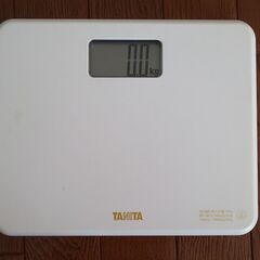 デジタル体重計、TANITA HD-660