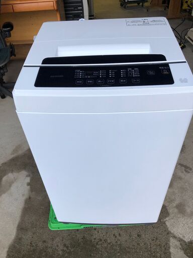 2021年製【美品】アイリスオーヤマ 全自動洗濯機 IAW-T602E 容量6.0 kg 簡易乾燥機能付 毛布対応 槽洗浄 チャイルドロック