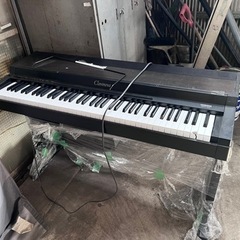 YAMAHA ピアノ　数年前に購入致しました。