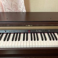 電子ピアノ　Roland  HP-2 
