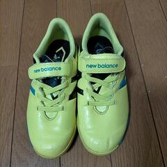 サッカーシューズ  New Balance