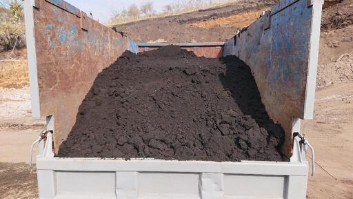 黒土 2立米以上 家庭菜園 配達料金込み 田畑用に