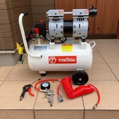 亀井勝灰釉花入 共箱・共布・栞