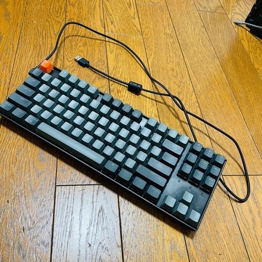 Keychron K8 ホットスワップ対応ワイヤレスBluetooth/有線USBメカニカルキーボード Gateron G Pro ブラウンスイッチ/ホワイトLEDバックライト/Nキーロールオーバー テンキーレス87キーコンピュータキーボード Mac Windows用