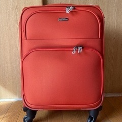 高級スーツケース　タグ付き新品　機内持ち込み　Sサイズ　