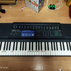 CASIO カシオ　電子ピアノ　電子キーボード　CT-６５５