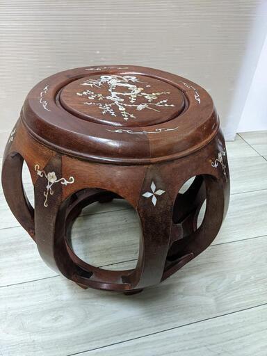 中国美術 古唐木 花梨 螺鈿 総無垢 天然木 トン 椅子 茶卓 チェア 飾り台 オブジェ台 ランプテーブル