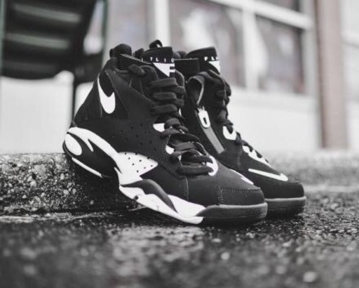 値下げしました！配送可能！NIKE Air Flight スニーカー27.5cm
