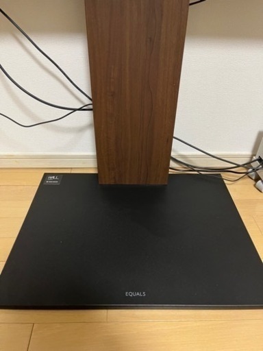 傷あり LG 48型 有機EL&EQUALS イコールズ 壁寄せテレビスタンド WALL V2 ロータイプ ウォールナット 傷あり LG 48型 有機EL&EQUALS イコールズ 壁寄せテレビスタンド WALL