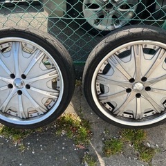 20インチ　アミスタットベルグ　114.3 +39 E51エルグランド