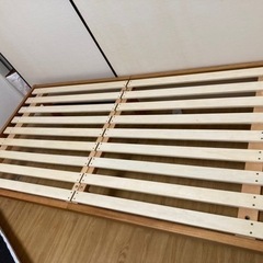 3/8まで　組み立て式　木製すのこベッド