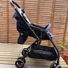 アップリカ ベビーカー ルンルン コンパクト ネイビー Aprica