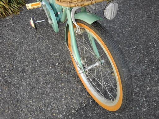 中古子供自転車２４９３　ブリヂストン　ハッチ　１８インチ　ギヤなし　 身長１０６㎝から　＊片足スタンドに変更可・無料（購入時のみ