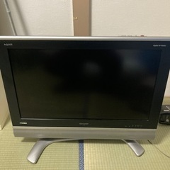 SHARP 32型液晶テレビ (2006年)