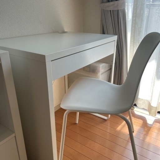 【組立いらず！】IKEAデスク〈今なら椅子もお付けします〉