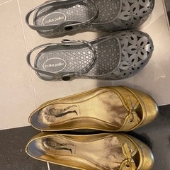 ☆ゴールド中古の靴☆未使用シルバーサンダルセット