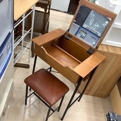 nico andのデスク&チェアのご紹介です