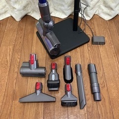ダイソン メタルスタンド付 dyson cyclone v10