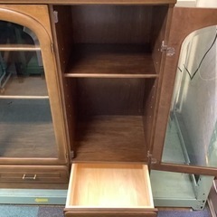 【リサイクルサービス八光】幅135×高さ111×奥行46㎝　カリモク　サイドボード　リビングボード