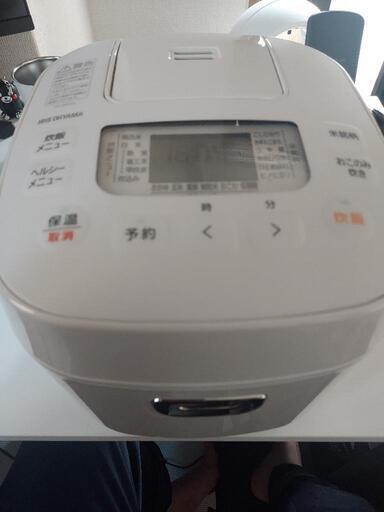 炊飯器(アイリスオオヤマ)