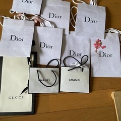Dior CHANEL GUCCIショップバッグ