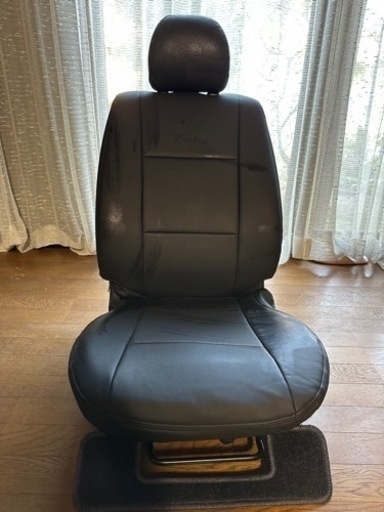 美品』ハイエース 現行7型ダークプライム2 運転席シート 【公式通販】