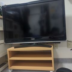 液晶テレビ08年製（リモコン無）＆テレビ台