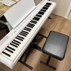 ヤマハ P115ピアノ、スタンド、椅子、ペダルのセット！！