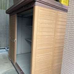 大型物置　ヨド物置　倉庫　カギ2本付き