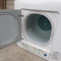 東芝 衣類乾燥機 乾燥容量6kg ED-60C(W)
