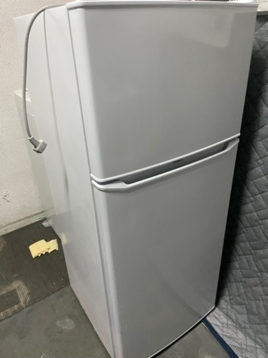 最新美品2022年製　ハイアール　冷蔵庫 130L 配送可能