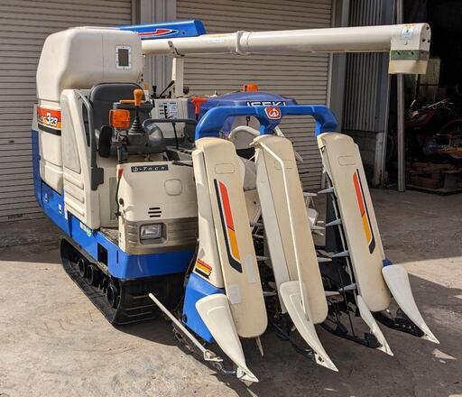 鹿児島発　イセキ三条刈りオーガ付きコンバインHVG323G-ZATWCクローラ新品