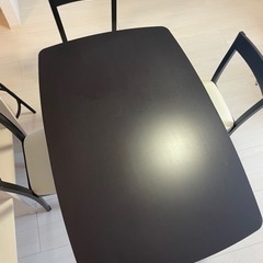 テーブル、椅子4脚セット