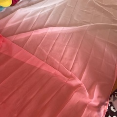 ピンクグラデーションカーテン