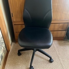 ニトリ　仕事オフィスチェア　椅子