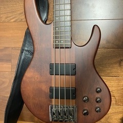 ベースギター　アンプ　一式　音出し確認済み　一部破損 ベースギター アンプ 一式 音出し確認済み 一部破損