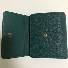653_【新品】ANNA SUI ヴィンテージローズ 口金二つ折り財布