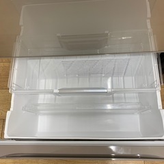 6ドア冷蔵庫　475L HITACHI R-XG48K