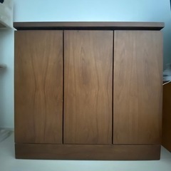 【ネット決済】木製書棚・カップボード