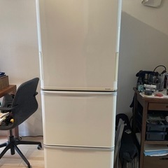 【SHARP】両開き冷蔵庫3ドア350L 冷凍室大容量！